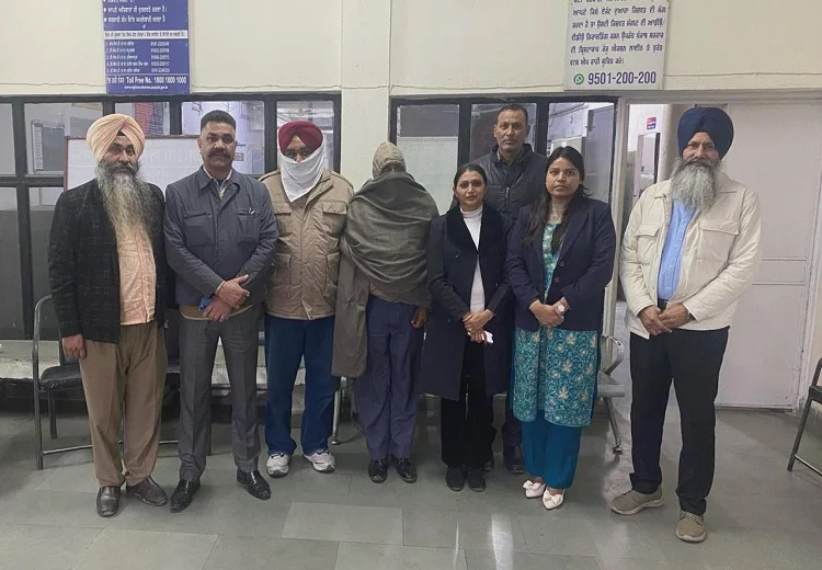 ਵਿਜੀਲੈਂਸ ਬਿਊਰੋ ਨੇ ਜੰਗਲਾਤ ਵਿਭਾਗ ਦੇ ਗਾਰਡ ਤੇ ਦਿਹਾੜੀਦਾਰ ਕਾਮੇ ਨੂੰ 20,000 ਰੁਪਏ ਦੀ ਰਿਸ਼ਵਤ ਲੈਂਦੇ ਕੀਤਾ ਗ੍ਰਿਫ਼ਤਾਰ