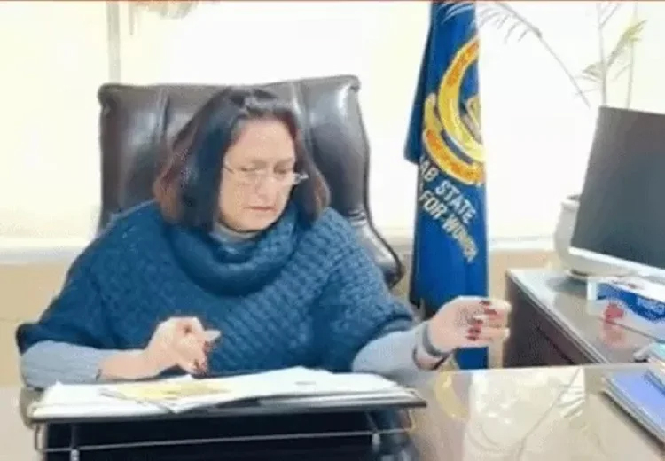 ਘਰਵਾਲੇ ਦੀ ਮੌ.ਤ ਤੋਂ ਬਾਅਦ ਨੂੰਹ ਦਾ ਸਹੁਰੇ ਨਾਲ ਅਫੇਅਰ, ਧੀ ਨੇ ਮਹਿਲਾ ਕਮਿਸ਼ਨ ਨੂੰ ਕੀਤੀ ਸ਼ਿਕਾਇਤ