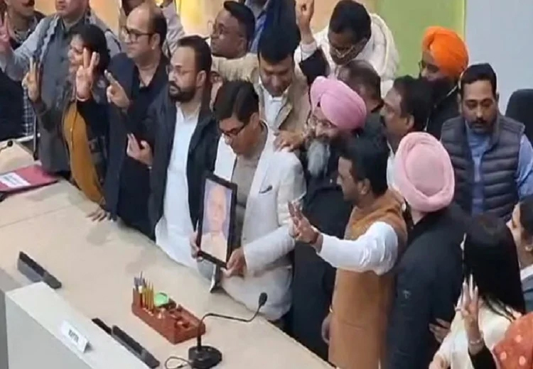 ਚੰਡੀਗੜ੍ਹ ਨੂੰ ਮਿਲਿਆ ਨਵਾਂ ਮੇਅਰ, ਭਾਜਪਾ ਦੇ ਸੌਰਭ ਜੋਸ਼ੀ ਬਣੇ ਮੇਅਰ