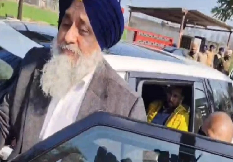 ਸੁਖਬੀਰ ਸਿੰਘ ਬਾਦਲ ਨੇ ਬਿਕਰਮ ਸਿੰਘ ਮਜੀਠੀਆ ਨਾਲ ਕੀਤੀ ਮੁਲਾਕਾਤ