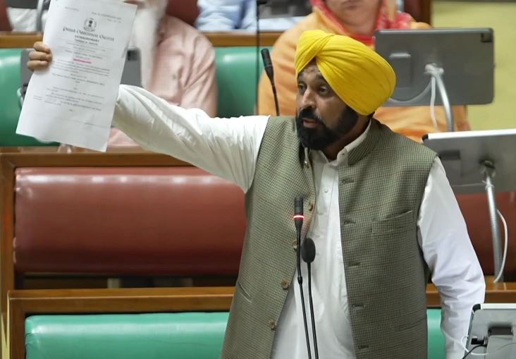 ਪੰਜਾਬ ਵਿਧਾਨ ਸਭਾ ‘ਚ ਬੇਅਦਬੀ ਸੰਬੰਧੀ ਬਿੱਲ ਸਰਬਸੰਮਤੀ ਨਾਲ ਪਾਸ