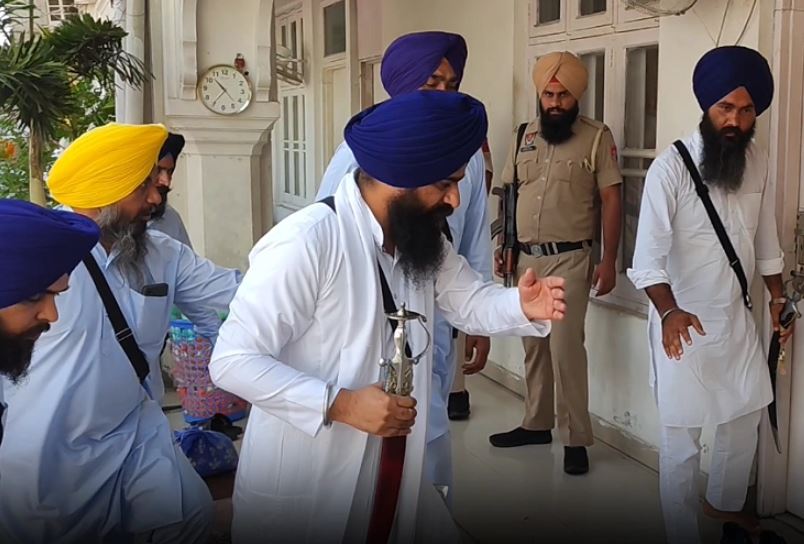 ਪੰਜਾਬ ‘ਚ ਬੇਅਦਬੀ ਕਾਨੂੰਨ ਸੰਬੰਧੀ ਸ੍ਰੀ ਅਕਾਲ ਤਖ਼ਤ ਸਾਹਿਬ ਵਿਖੇ ਇੱਕ ਅਹਿਮ ਬੈਠਕ
