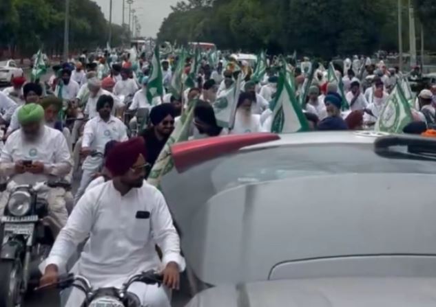 ਚੰਡੀਗੜ੍ਹ ‘ਚ ਅੱਜ ਕਿਸਾਨਾਂ ਦੀ ਮੋਟਰਸਾਈਕਲ ਰੈਲੀ, ਰਾਜਪਾਲ ਨੂੰ ਸੌਂਪਣਗੇ ਮੰਗ ਪੱਤਰ