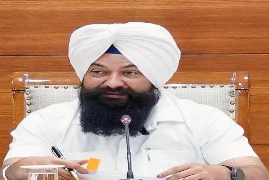 ਅਨੁਸੂਚਿਤ ਜਾਤੀਆਂ ਕਮਿਸ਼ਨ ਵੱਲੋਂ ਤਿੰਨ ਮਾਮਲਿਆਂ ‘ਚ ਸੂ-ਮੋਟੋ ਨੋਟਿਸ ਜਾਰੀ