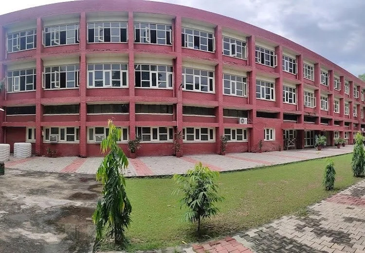 GNDU ਨੇ ਇਤਿਹਾਸ ਰਚਿਆ, ਹੁਣ ਅੰਗਰੇਜ਼ੀ ਦੇ ਨਾਲ ਪੰਜਾਬੀ ਵੀ ਬਣੇਗੀ ਖੋਜ ਦੀ ਭਾਸ਼ਾ