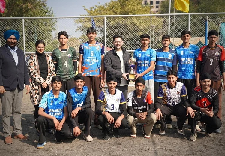 MP ਰਾਘਵ ਚੱਢਾ ਵੱਲੋਂ ਮੋਹਾਲੀ ‘ਚ 6 ਬੈਡਮਿੰਟਨ ਕੋਰਟਾਂ ਤੇ 2 ਵਾਲੀਬਾਲ ਕੋਰਟਾਂ ਦਾ ਉਦਘਾਟਨ